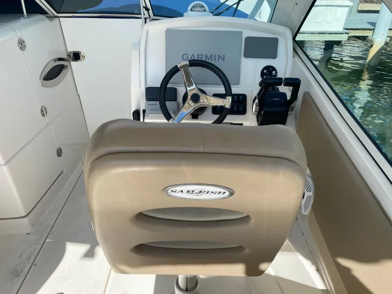 Slide: The Image of Helm of a 2018 Sailfish 275 DC with Garmin system. - 23