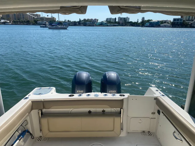 Slide: The Image of Sailfish 275 DC boat, view of water, 2018 model. - 27
