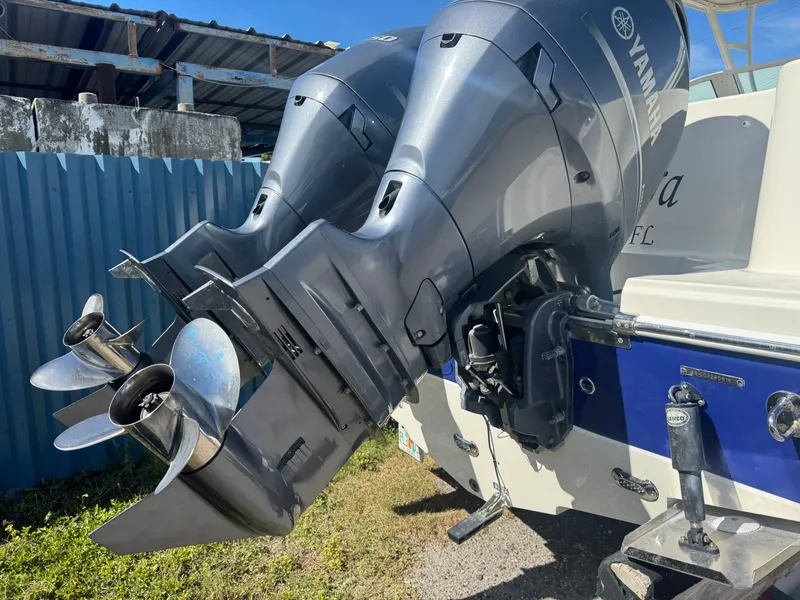 Slide: The Image of 2018 Sailfish 275 DC boat with Yamaha outboard motors. - 4