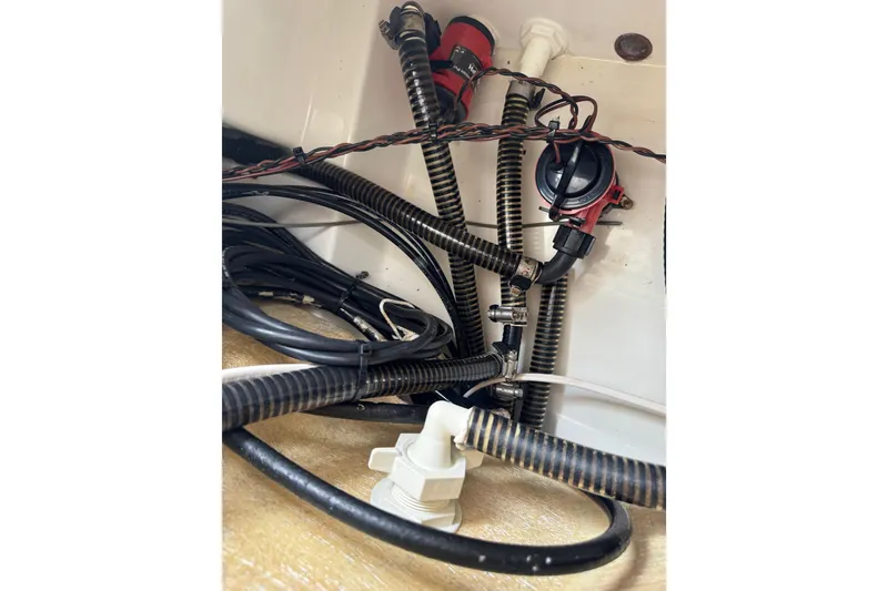 Slide: The Image of 2017 Mako Pro Skiff 19 CC boat wiring and plumbing details. - 28