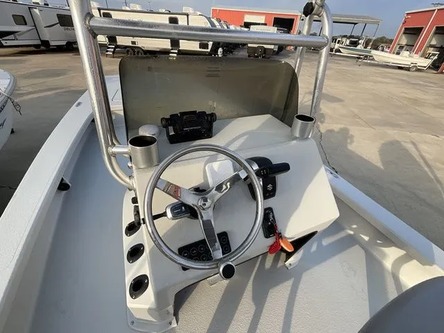 Slide: The Image of Majek M2 Illusion 2023 - 14