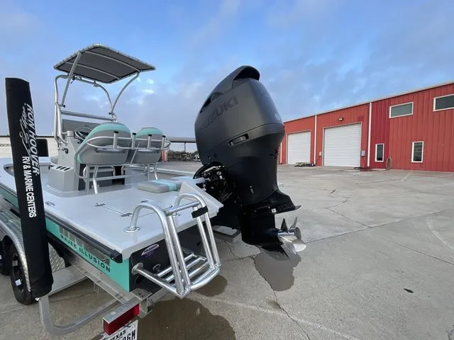 Slide: The Image of Majek M2 Illusion 2023 - 5