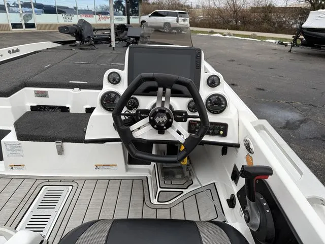 Slide: The Image of Bass Cat Puma 2022 - 5