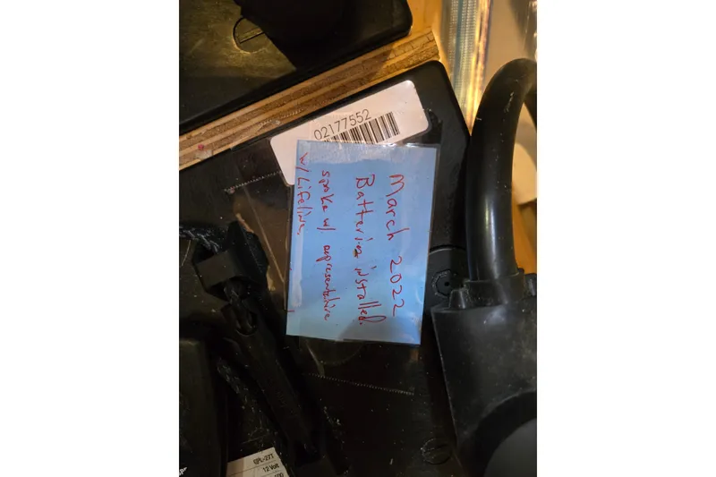 Slide: The Image of Battery installation note on Island Packet 370, March 2022. - 23