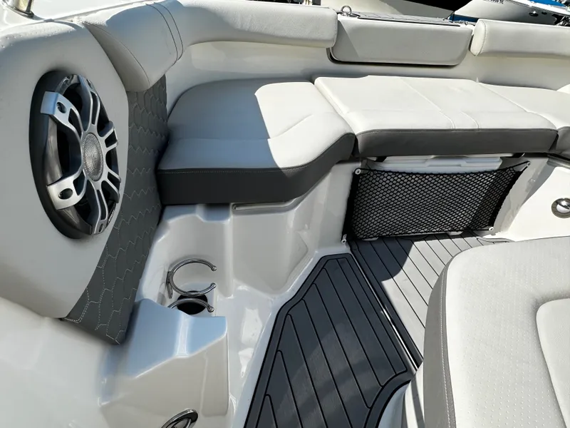 Slide: The Image of Interior of 2023 Sea Ray SDX 250 Outboard with seating area. - 24
