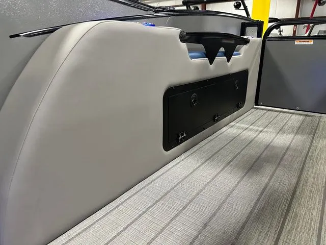 Slide: The Image of Tahoe 2385 Cascade VRL 2023 - 19