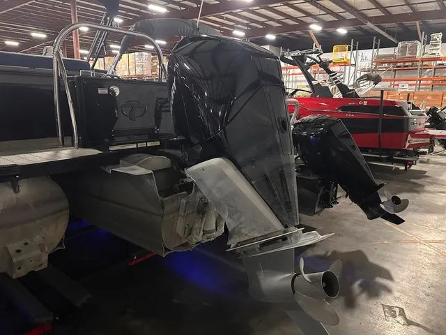 Slide: The Image of Tahoe 2385 Cascade VRL 2023 - 29