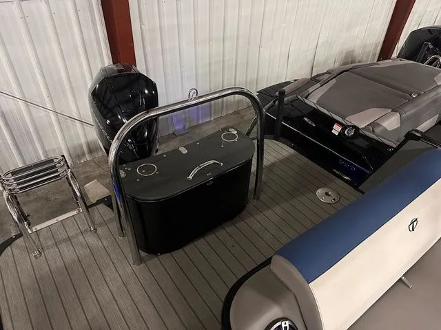 Slide: The Image of Tahoe 2385 Cascade VRL 2023 - 33