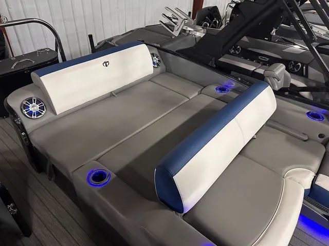 Slide: The Image of Tahoe 2385 Cascade VRL 2023 - 36