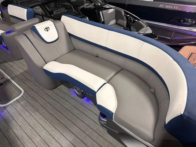 Slide: The Image of Tahoe 2385 Cascade VRL 2023 - 53