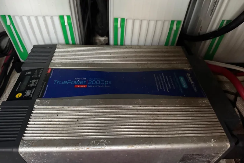 Slide: The Image of TruePower 2000ps inverter in a 2015 SeaHunter 41 Tournament boat. - 59