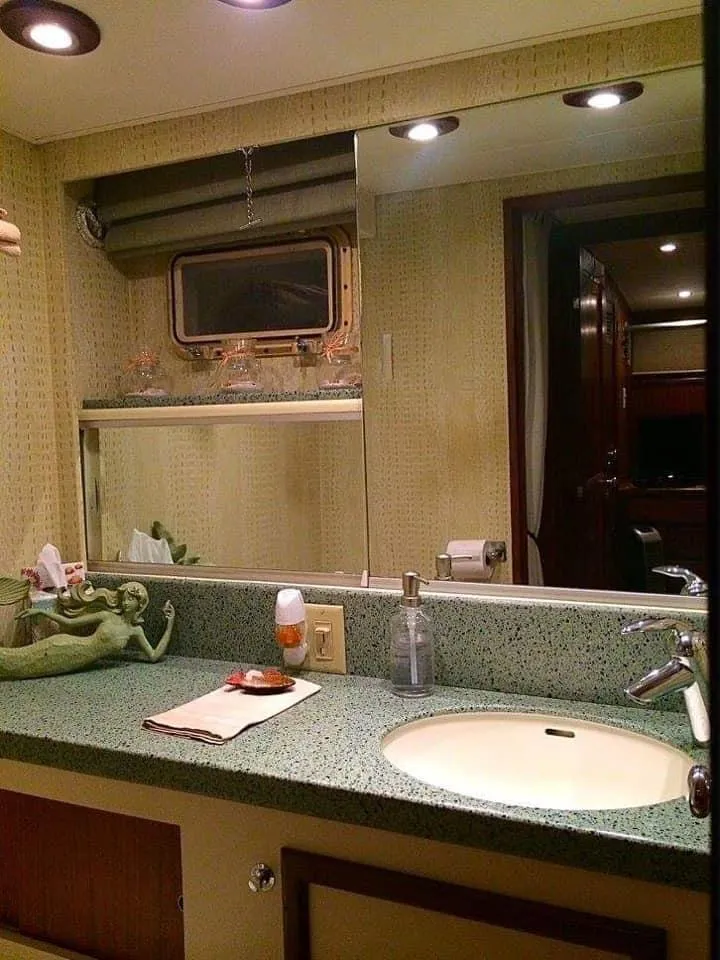 Slide: The Image of Bathroom in 1971 Hatteras 58 Motor Yacht. - 23
