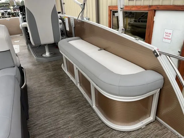 Slide: The Image of Monaco MONACO 235SFI 2022 - 12