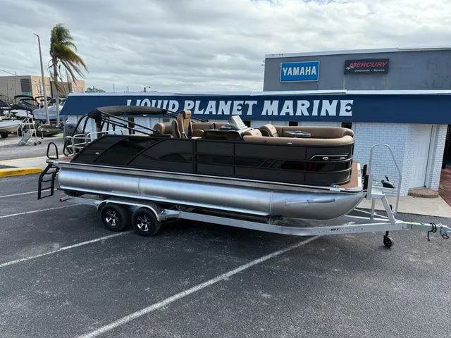 The Image of Bentley Pontoons Elite Swingback Bench 223 2026 - 1