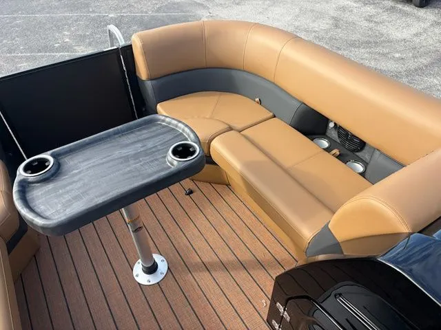 Slide: The Image of Bentley Pontoons Elite Swingback Bench 223 2026 - 9