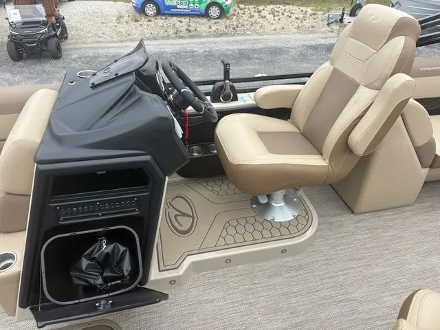 Slide: The Image of Veranda VR 235 RC 2026 - 14