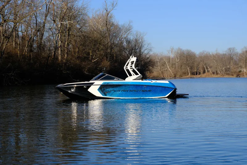 Slide: The Image of Nautique Super Air Nautique G21 2016 - 22