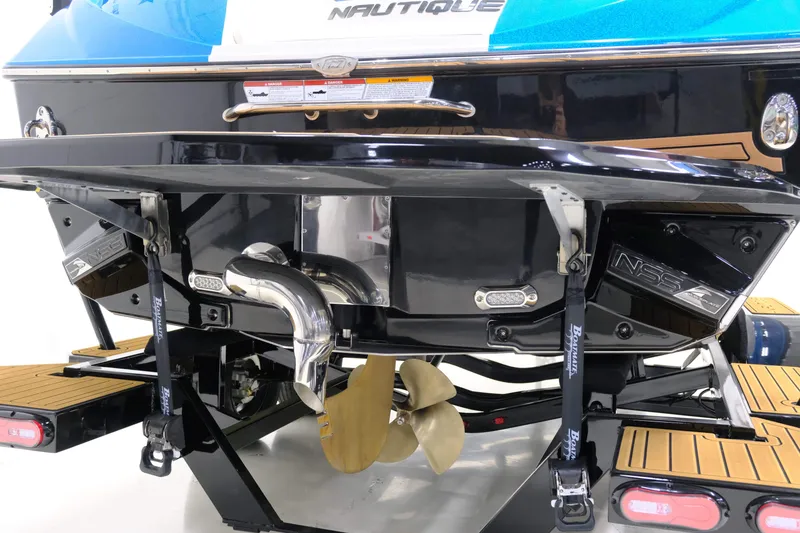 Slide: The Image of Nautique Super Air Nautique G21 2016 - 7