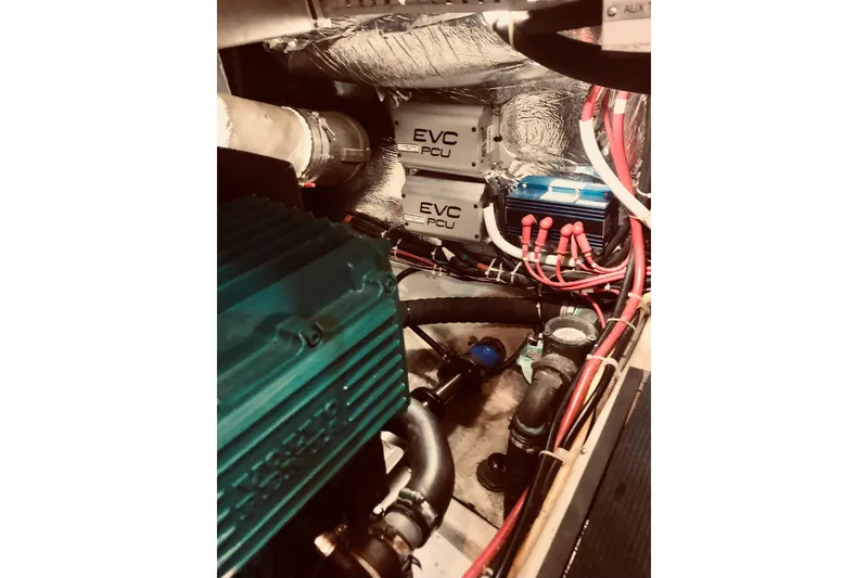 Slide: The Image of Engine room of 2005 Carver 444 Cockpit Motor Yacht with EVC PCU components. - 81