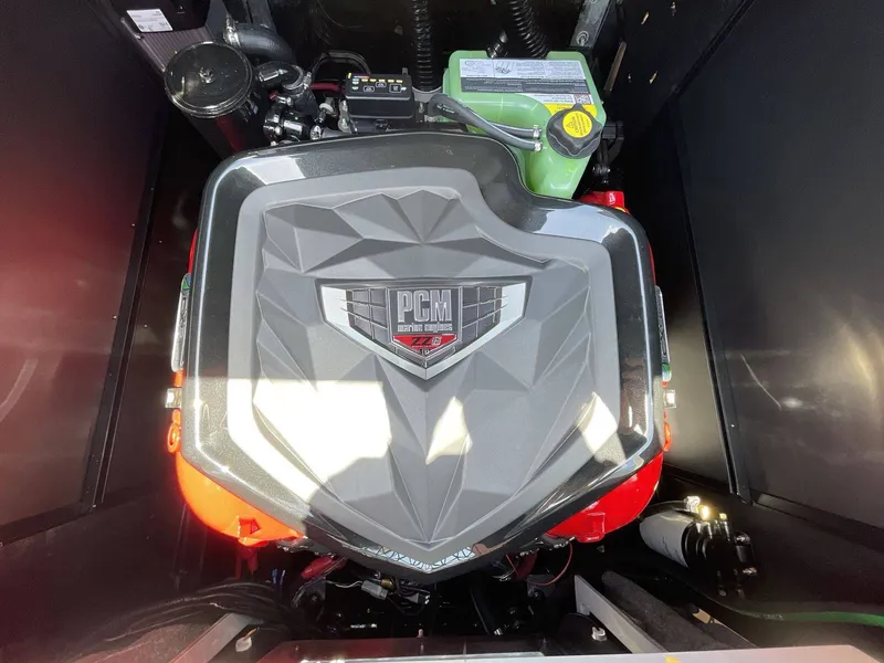 Slide: The Image of Nautique G23 2025 - 14