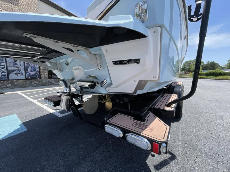 Slide: The Image of Nautique G23 2025 - 23