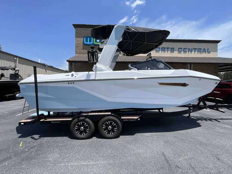 Slide: The Image of Nautique G23 2025 - 24