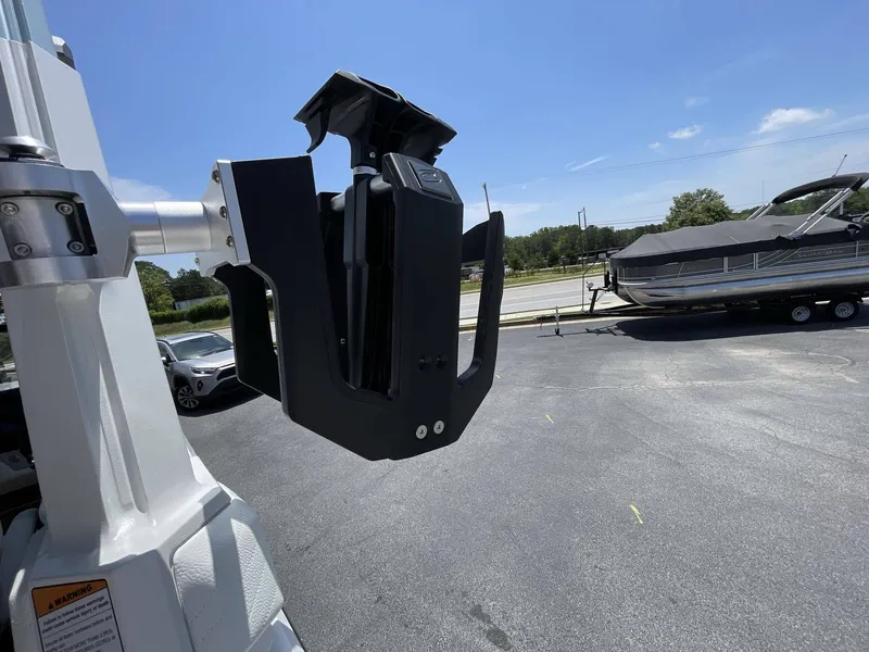 Slide: The Image of Nautique G23 2025 - 26