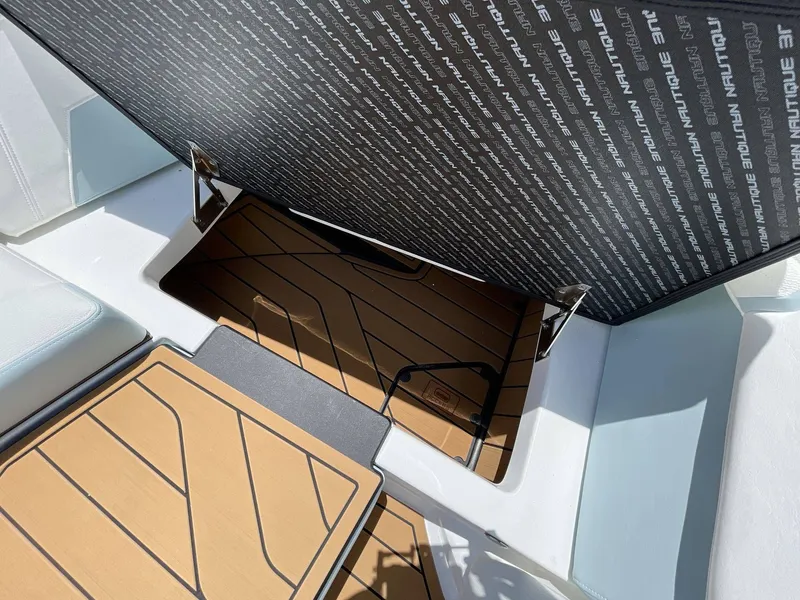 Slide: The Image of Nautique G23 2025 - 34