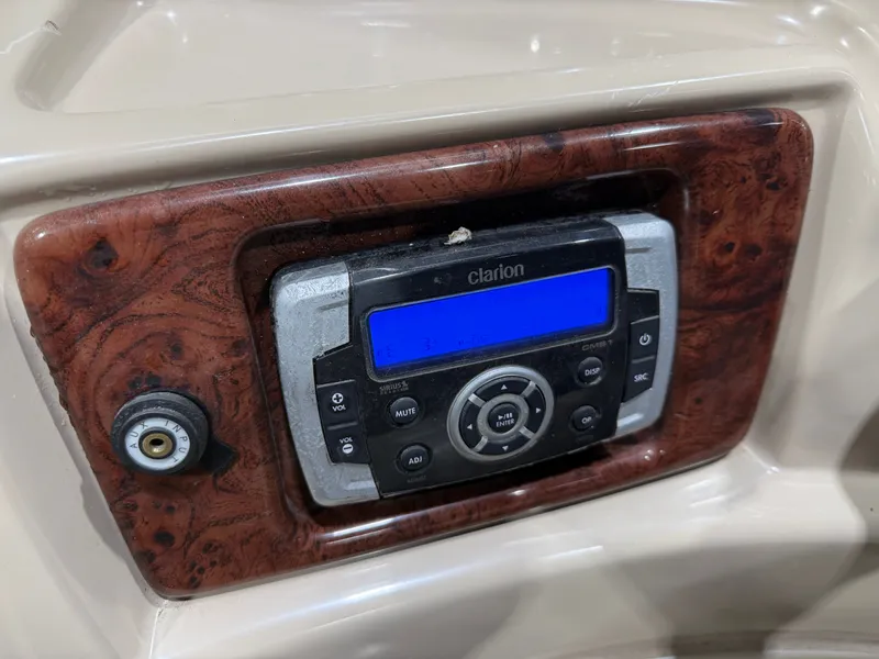 Slide: The Image of South Bay 722 Rear Lounge Pontoon & Yamaha 90HP 4-Stroke EFI 2011 - 13