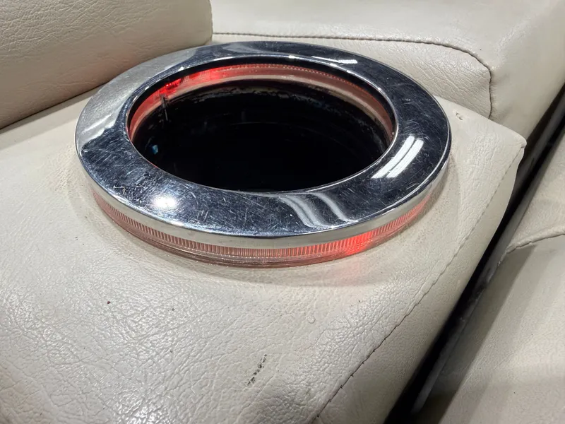 Slide: The Image of South Bay 722 Rear Lounge Pontoon & Yamaha 90HP 4-Stroke EFI 2011 - 21