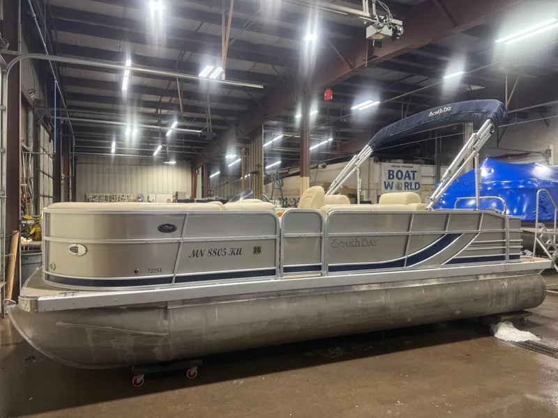 Slide: The Image of South Bay 722 Rear Lounge Pontoon & Yamaha 90HP 4-Stroke EFI 2011 - 31