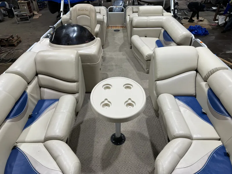 Slide: The Image of South Bay 722 Rear Lounge Pontoon & Yamaha 90HP 4-Stroke EFI 2011 - 6