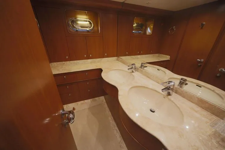 Slide: The Image of 2006 Horizon E73 - Image 50 - 50