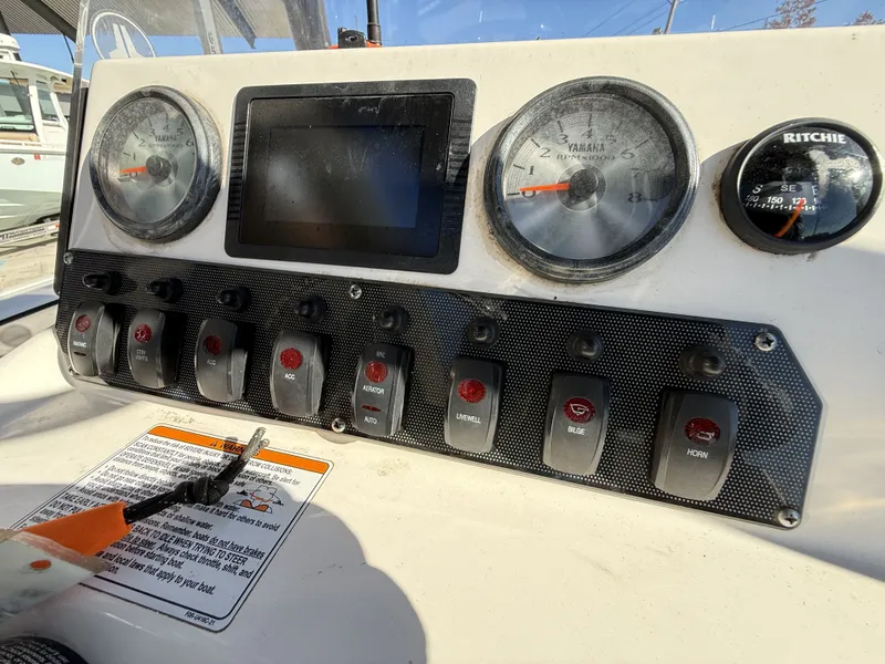 Slide: The Image of Yamaha 210 FSH Sport 2019 - 10