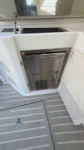 Slide: The Image of 2023 Azimut Atlantis 45 - Image 13 - 13