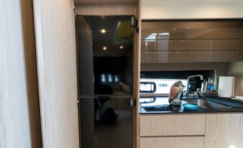 Slide: The Image of 2023 Azimut Atlantis 45 - Image 28 - 28