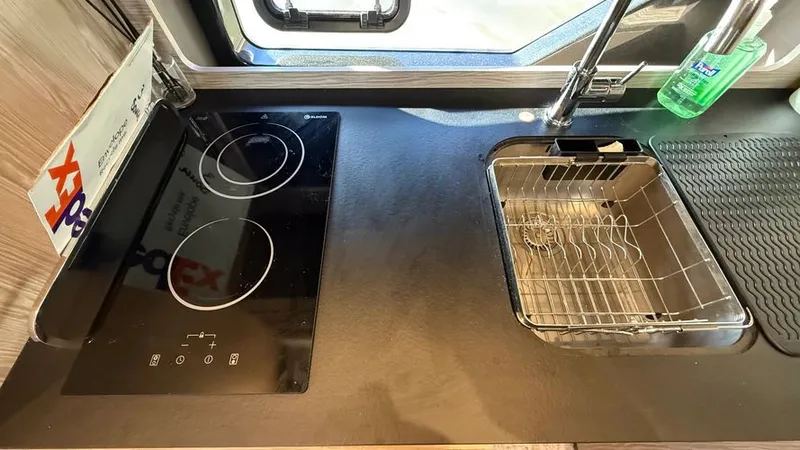 Slide: The Image of 2023 Azimut Atlantis 45 - Image 30 - 30