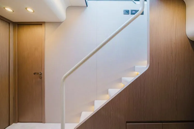 Slide: The Image of 2023 Azimut 60 Fly - Image 22 - 22