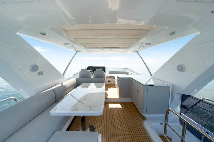 Slide: The Image of 2023 Azimut 60 Fly - Image 39 - 39