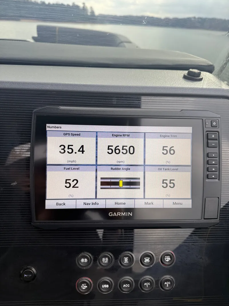 Slide: The Image of Mantaou 22 Explore Switchback Max 2023 - 17