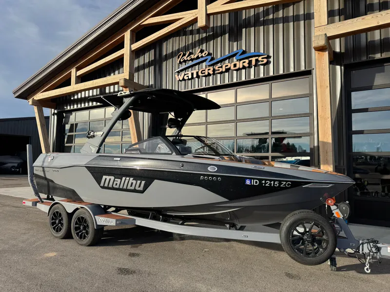 Slide: The Image of Malibu Wakesetter 23 LSV 2023 - 3