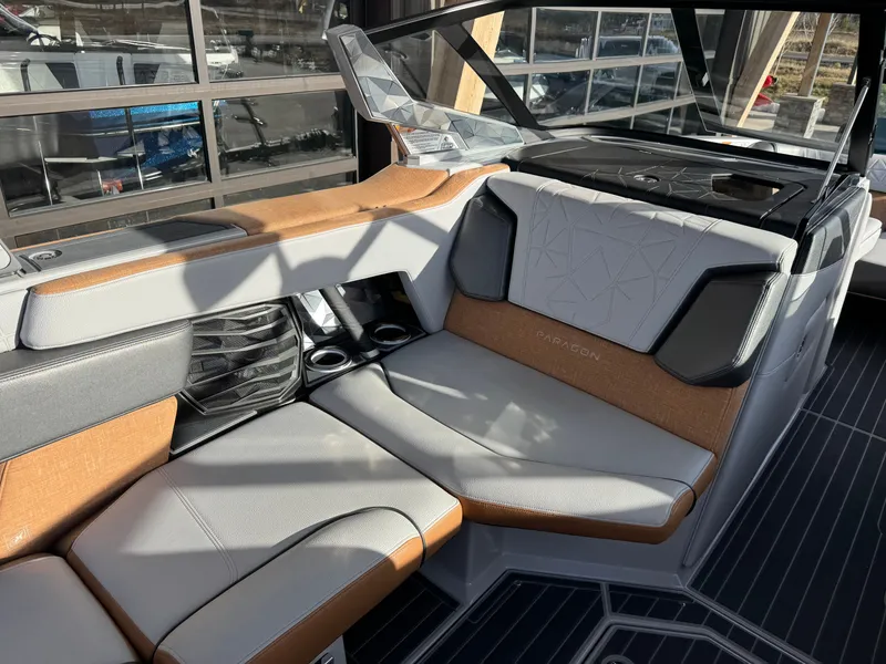 Slide: The Image of Nautique Super Air Nautique G23 Paragon 2021 - 12