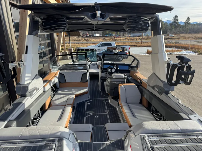 Slide: The Image of Nautique Super Air Nautique G23 Paragon 2021 - 8