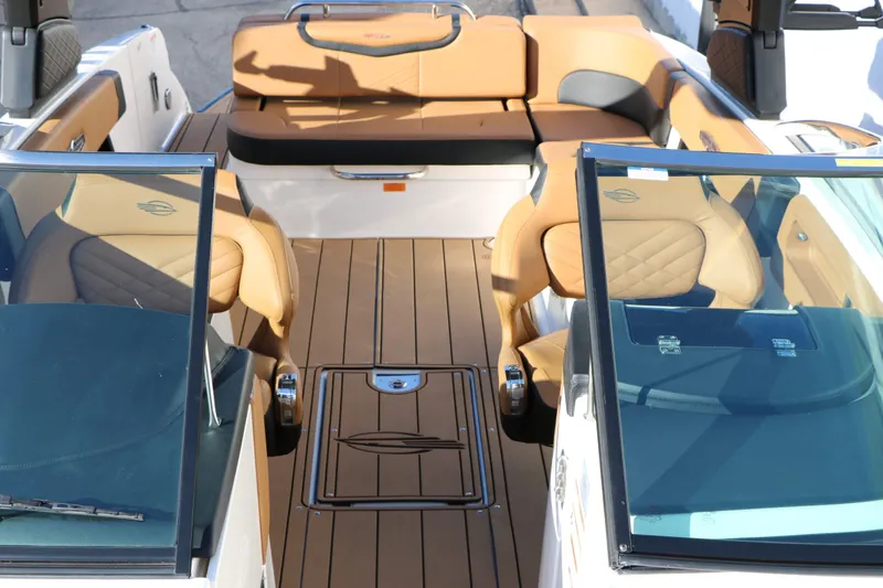 Slide: The Image of Chaparral 30 Surf 2026 - 23