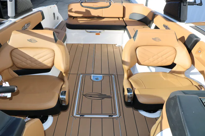 Slide: The Image of Chaparral 30 Surf 2026 - 24