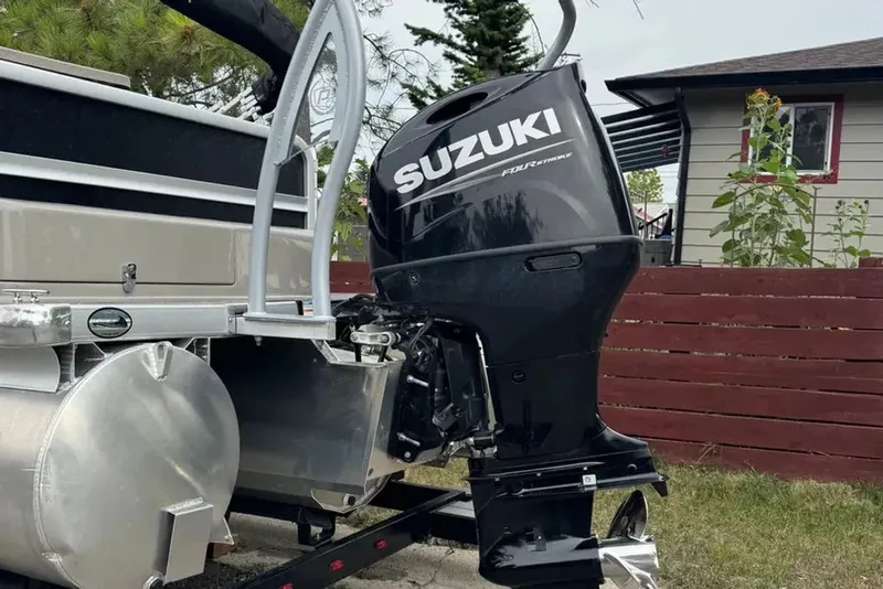 Slide: The Image of Premier Sunsation 2022 - 10