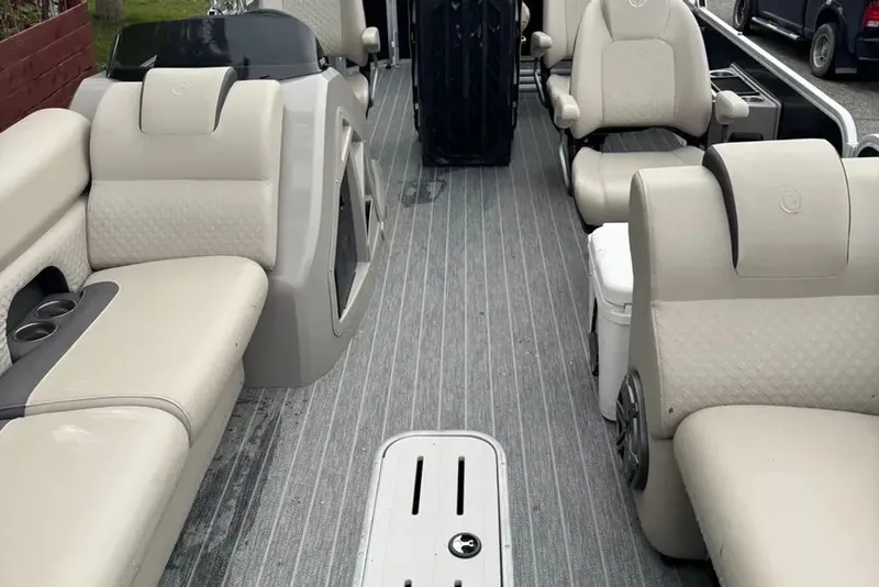 Slide: The Image of Premier Sunsation 2022 - 2