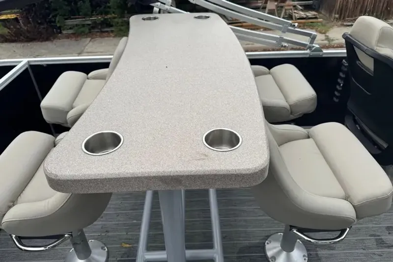 Slide: The Image of Premier Sunsation 2022 - 6