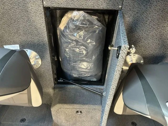 Slide: The Image of Lund 1875 Crossover XS 2026 - 10