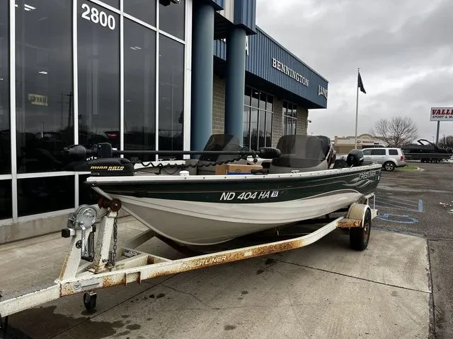 Slide: The Image of Crestliner Fish Hawk 1850 2004 - 3